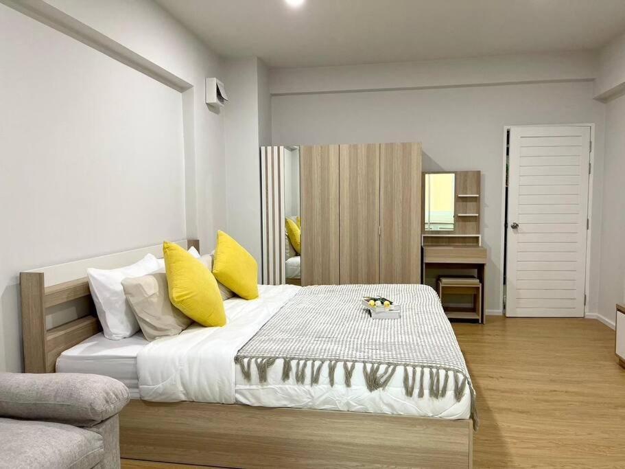 New Modern Near Lejlighed Patong